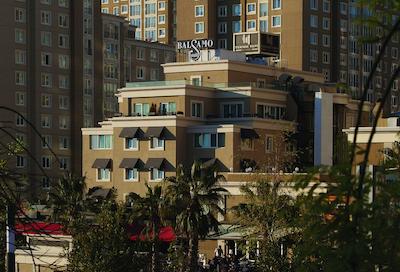 بالسامو سوئیت اوتل