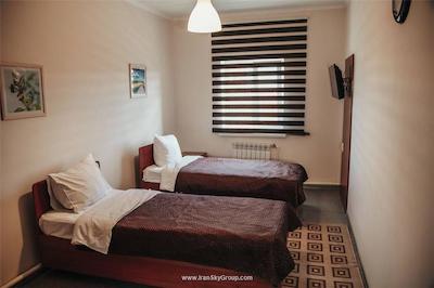 هتل کمپلکس یویوت