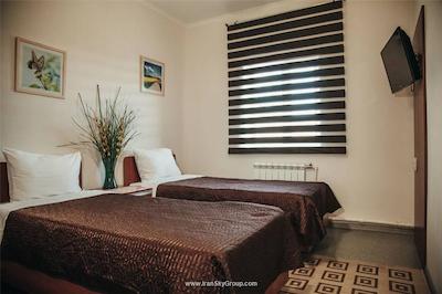 هتل کمپلکس یویوت