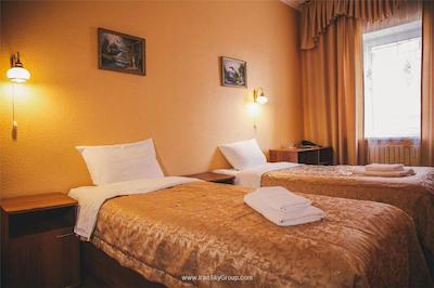 هتل کمپلکس یویوت