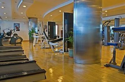 السلام هتل سوئیتس