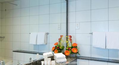 السلام هتل سوئیتس