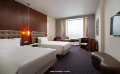 هیلتن سن پیترزبورگ اکسپوفروم