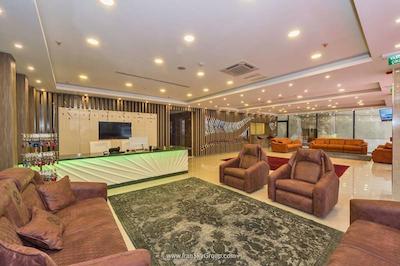 گرند پالاس هتل