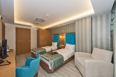 گرند پالاس هتل