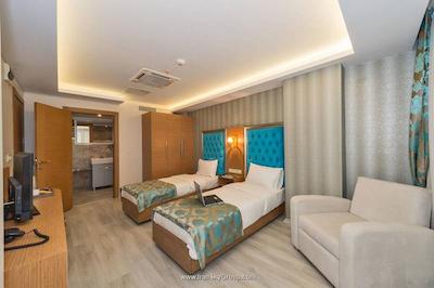 گرند پالاس هتل