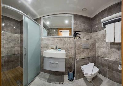 گرند پالاس هتل