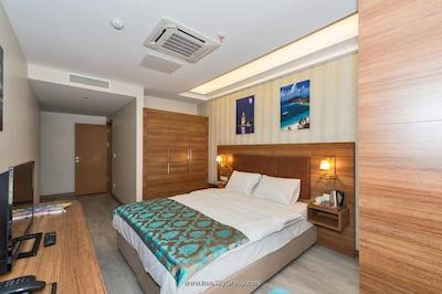 گرند پالاس هتل