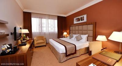 سیتی سیزن الحمرا ابوظبی