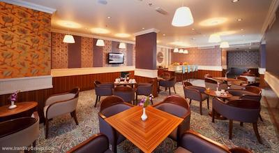 سیتی سیزن الحمرا ابوظبی