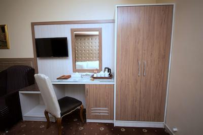 نیف ویو هتل