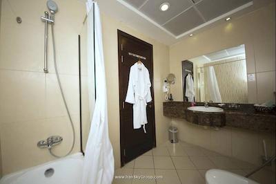 نیف ویو هتل