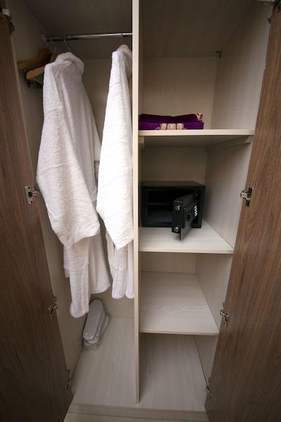 نیف ویو هتل