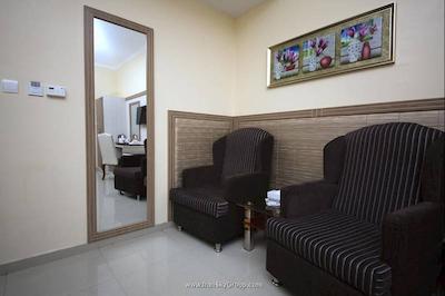 نیف ویو هتل