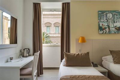 تروی پلس هتل