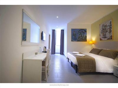 تروی پلس هتل