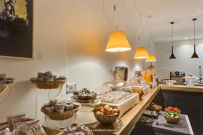 تروی پلس هتل