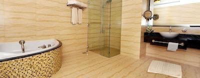 کاپترن هتل شارجه