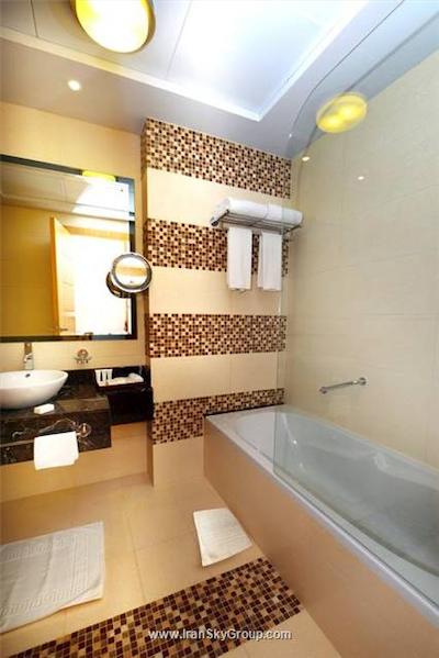 کاپترن هتل شارجه