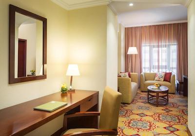 کورال دبی دیره هتل