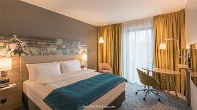 هلیدی این دوسلدورف سیتی تولوسر اللی