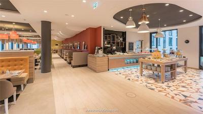 هلیدی این دوسلدورف سیتی تولوسر اللی