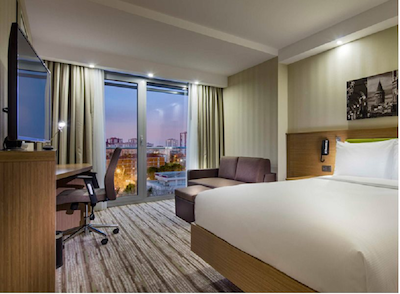 همپتون بای هیلتون استانبول آتاکوی