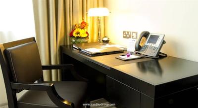 کریستال هتل ابوظبی