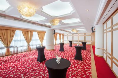 ملینیوم داون تاون ابوظبی