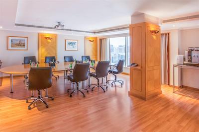 ملینیوم داون تاون ابوظبی