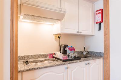 ملینیوم داون تاون ابوظبی