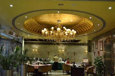 کریستال پلازا هتل