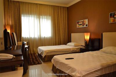 کریستال پلازا هتل