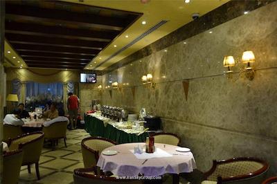 کریستال پلازا هتل