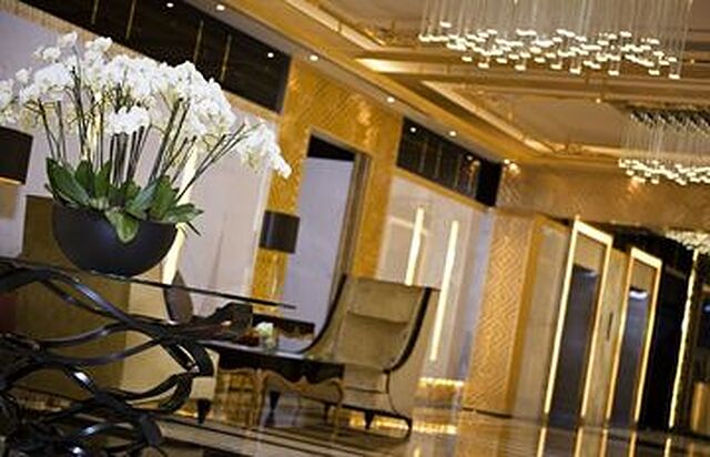 داماک میسون دبی مال استریت