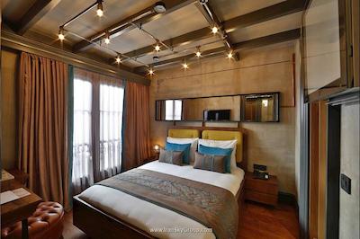 سنت هتل پرا