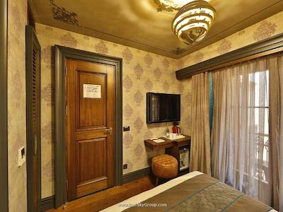 سنت هتل پرا