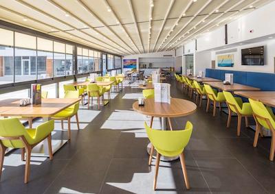 همپتون بای هیلتون استانبول کورت کوی