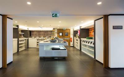 همپتون بای هیلتون استانبول کورت کوی