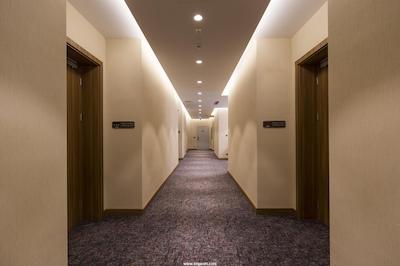 همپتون بای هیلتون استانبول کورت کوی