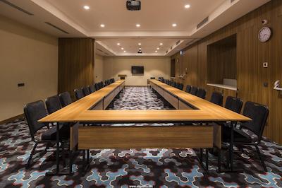 همپتون بای هیلتون استانبول کورت کوی