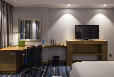 همپتون بای هیلتون استانبول کورت کوی