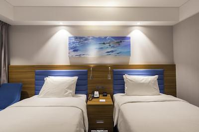 همپتون بای هیلتون استانبول کورت کوی