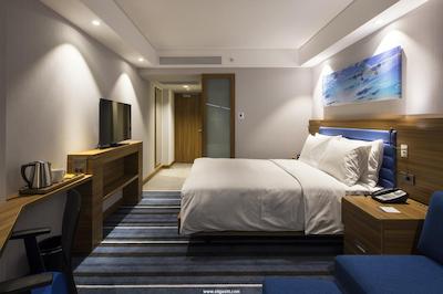 همپتون بای هیلتون استانبول کورت کوی