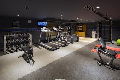 همپتون بای هیلتون استانبول کورت کوی