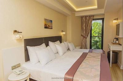 گرند ناکی هتل