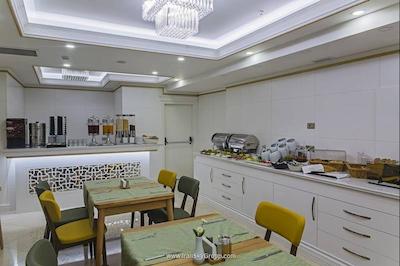 گرند ناکی هتل