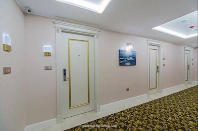 گرند ناکی هتل