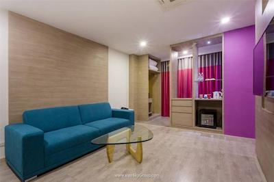 آیبیس استایلز بانکوک سوخومویت 50