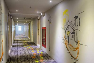 آیبیس استایلز بانکوک سوخومویت 50